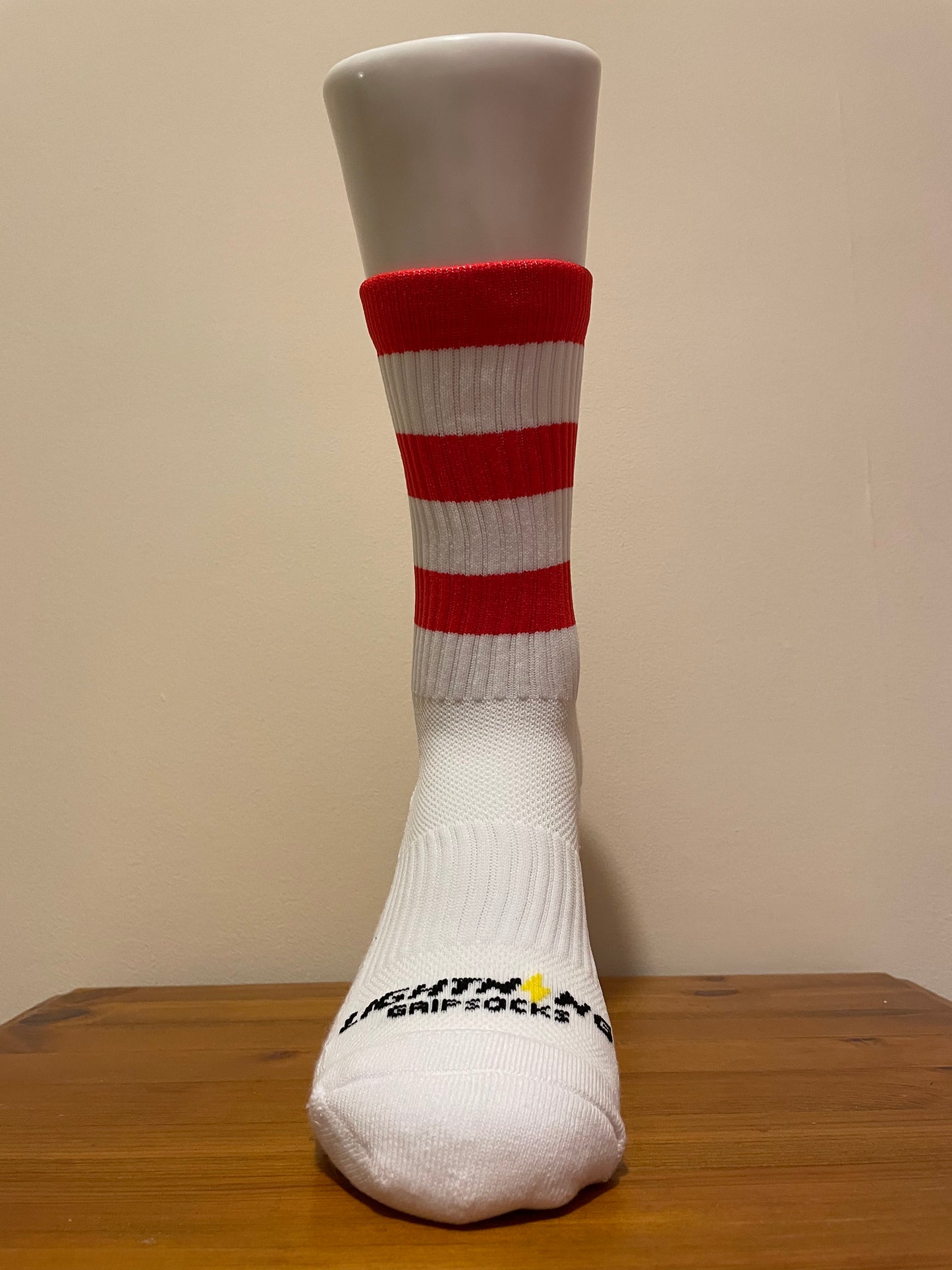 LIGHTNING GRIP SOCKS RED AND WHITE HOOPS